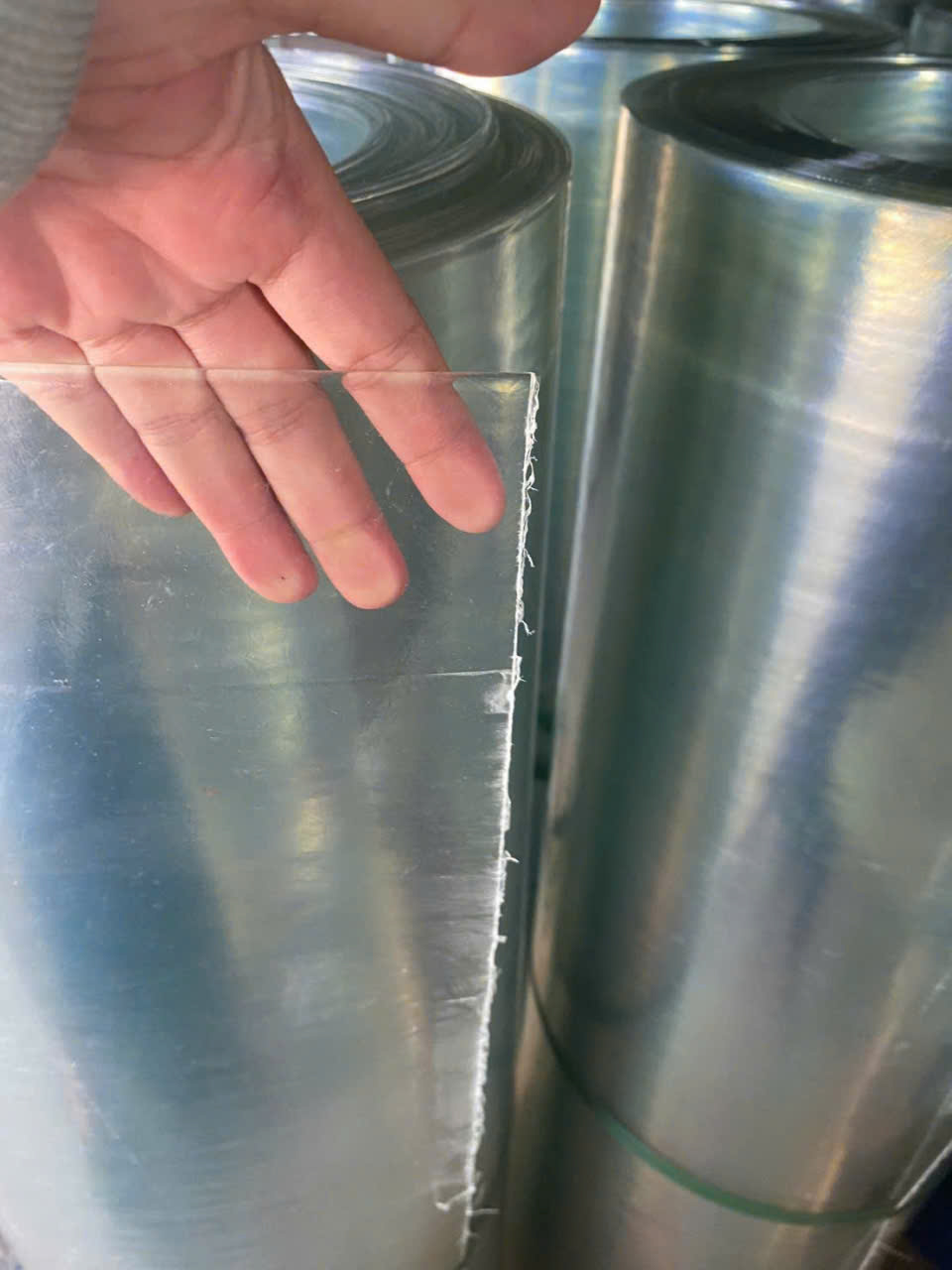 tôn cuộn phẳng khổ cao 1m và 1,2m ×30m