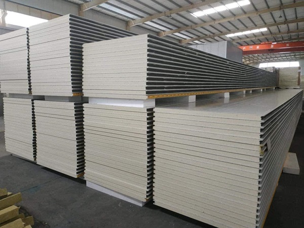 panel-quan-1-3 panel cách nhiệt
