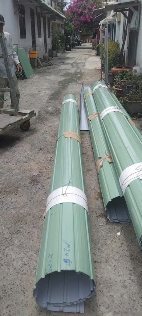 ton-lop-mai-quan-7-3 tôn lợp mái